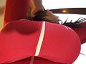 独占！ 素人初撮り！ 長身177センチ！ 高身長で超乳！どスケベOLの初本番です！ 160Kカップ りんか 28才 118センチ　サンプル画像03